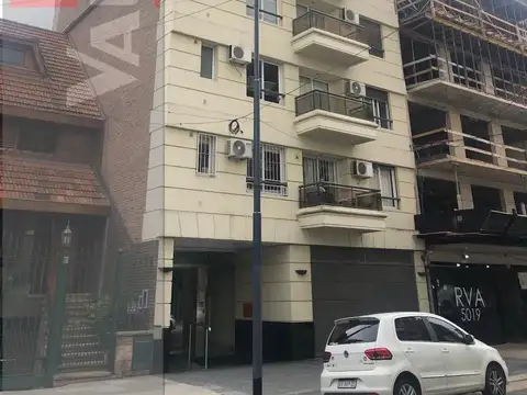 Departamento 2 Ambientes al Contrafrente con Balcón
