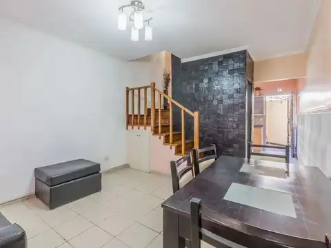 Depto Tipo Casa en Venta en Villa Luzuriaga, USD 94.900