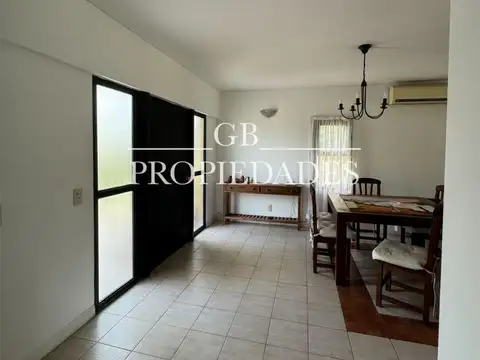Venta de Casa 6 AMBIENTES en Campo Grande, Pilar