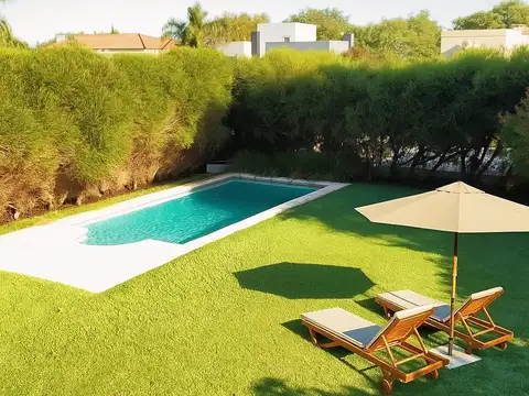 Casa 3 hab   dependencia en VENTA San Isidro Labrador VILLANUEVA - APTO CREDITO