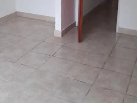 Depto Tipo Casa en Alquiler en La Lonja, $ 800.000