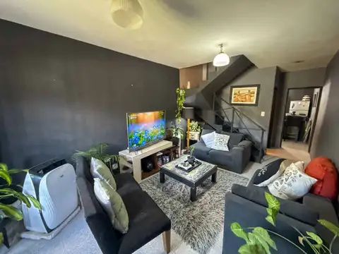 Depto Tipo Casa en Venta de 3 ambientes