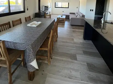 Casa en Venta en Costa Esmeralda, USD 230.000