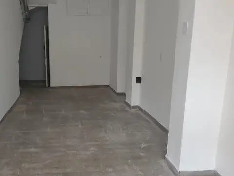 Local en Alquiler en Belgrano R, $ 600.000