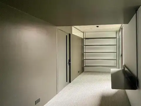 OFICINA A ESTRENAR CON BALCÓN. COCHERAS DISPONIBLES.