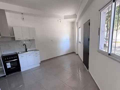 Depto Tipo Casa en Alquiler de 3 ambientes