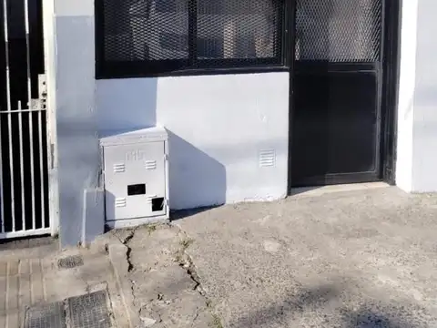 Local en Venta en Bernal, USD 25.000