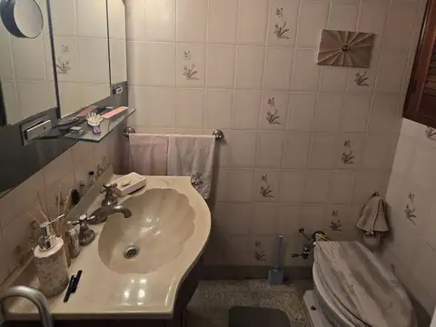 Vieytes al 400 DUPLEX EN VENTA CON JARDÍN, 4 DORMITORIOS ( SUITE)