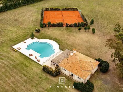 LOTE A LA VENTA EN PINARES- 1592M2