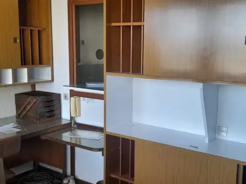 Oficina en Alquiler 50 años