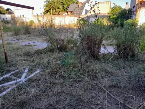 Venta terreno / Lote de 1359 m2 en Lomas de Zamora - Único