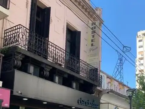 Corrientes Av. 3900. Entre Jeronimo salguero y Medrano av