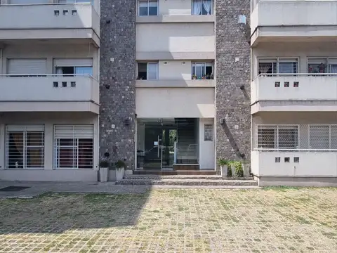 Avenida Rivadavia 20100