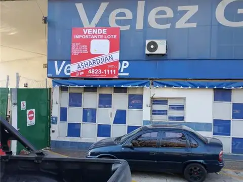 Terreno en Venta en Versalles, USD 580.000