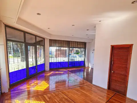 Local en Alquiler Via Púb.