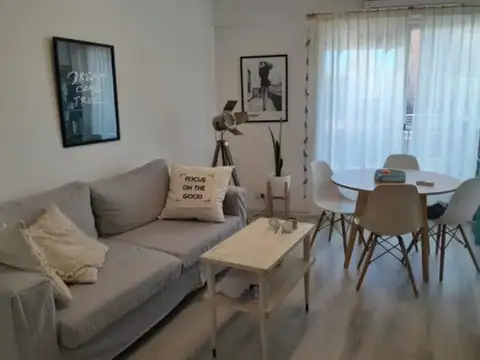 Av Córdoba 3400 Recoleta 2amb U$110.000