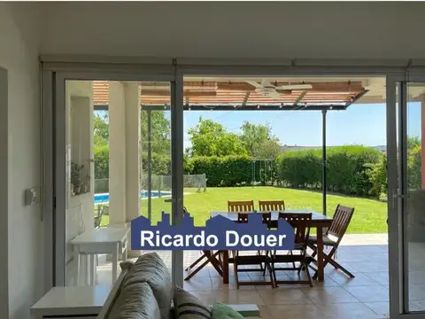 Casa  en Alquiler temporal verano en El Cantón, Escobar, G.B.A. Zona Norte