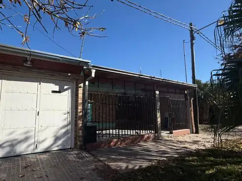 Casa en Venta Reconquista barrio Obligado 2 Dorms!