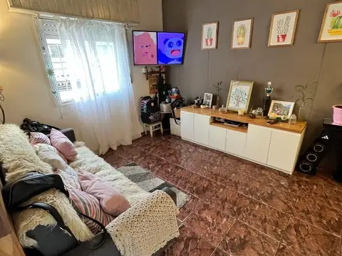Depto Tipo Casa 2 ambientes con 1 baño