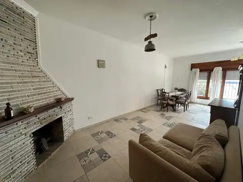 Casa en Venta en San Antonio de Areco, USD 200.000