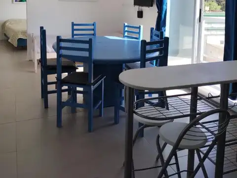 135 Bis Y 100, Piso 5