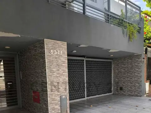 VENTA Excelente Cochera Cubierta en Villa Urquiza.