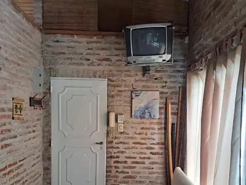 Casa en Alquiler en Villa Santos Tesei, $ 850.000