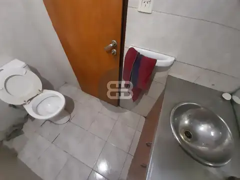 Galpon en Venta 7  mts Frente