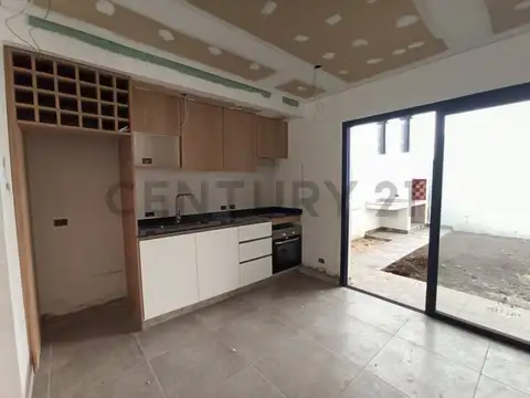 Casa en Venta en Ituzaingo, USD 145.000