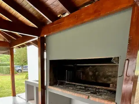 calle 1 ( entre 2 y 4) 100