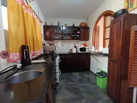 Depto Tipo Casa en Venta con 1 cocheras
