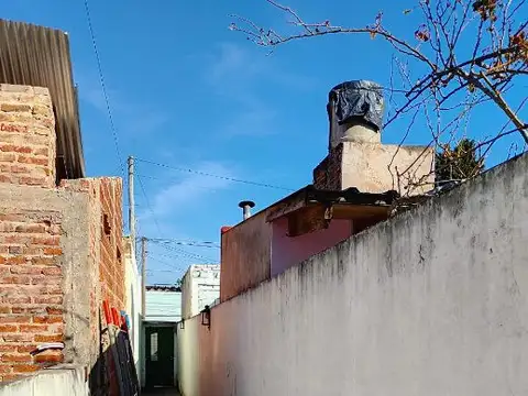 Casa en Venta en Villa Santos Tesei, USD 60.000