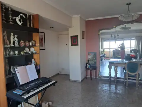 Departamento en Venta en Parque Chacabuco, USD 240.000