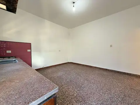 Depto Tipo Casa en Alquiler de 1 dormitorio
