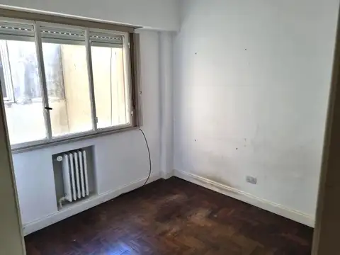 Departamento en Venta en Chacarita, USD 87.000