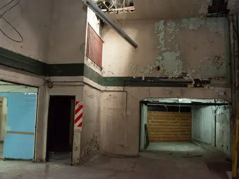 Lote en venta en San Cristóbal, con galpón