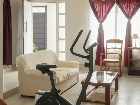 Casa 3 ambientes con 2 baños
