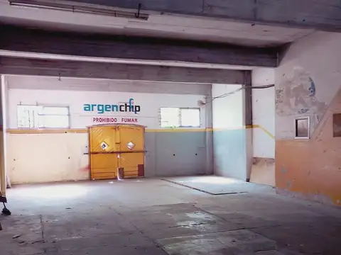 Local en  venta y alquiler en Avenida Santa Rosa en Ituzaingo