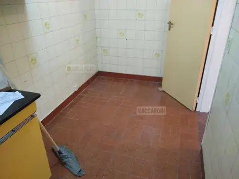 Departamento - Venta - Argentina, Capital Federal - AV RIVADAVIA 9844