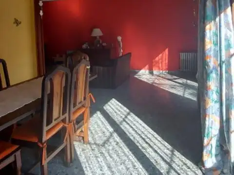 Depto Tipo Casa en Venta con 1 cocheras