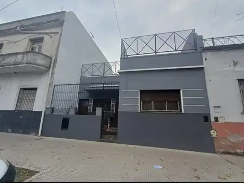 VENTA CASA PARQUE AVELLANEDA 3 AMB. APTO CREDITO