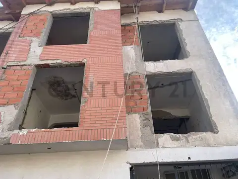 villegas 500, Piso 1