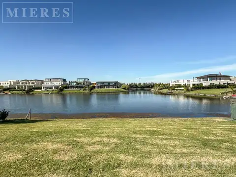 Terreno en Venta de 954,0 m2