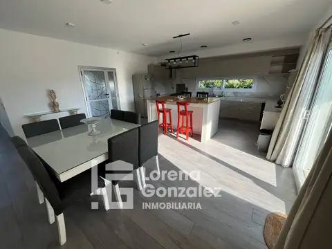 Casa en Alquiler de 3 dormitorios