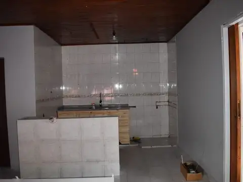 Depto Tipo Casa 6 ambientes con 2 baños