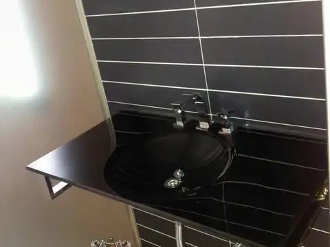 Casa 5 ambientes con 5 baños