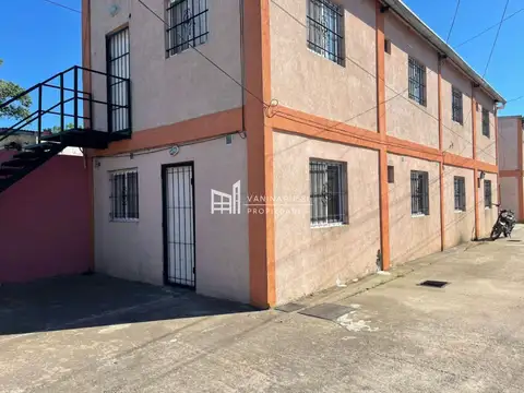 Depto 2 ambientes con cochera en alquiler - Belen de Escobar