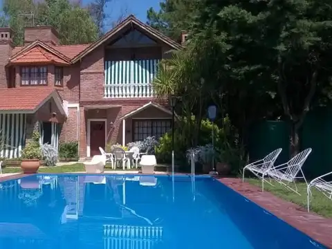 Hermosa casa en alquiler temporario en Barrio Los Aromos - ROLDAN - FUNES.