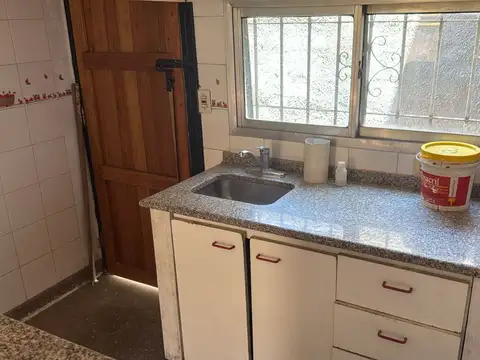 Depto Tipo Casa en Alquiler de 3 ambientes