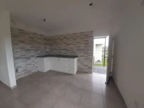 Casa a la venta en Santa Cruz del Lago. (C435)